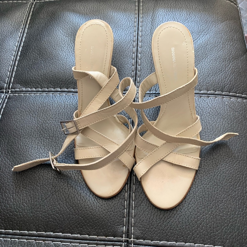 Banana Republic Wedge Heels - Size 8